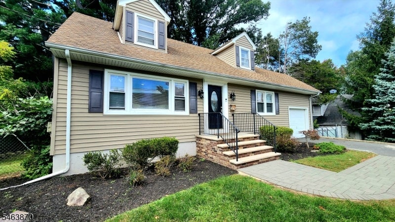 11 Brookhill Pl