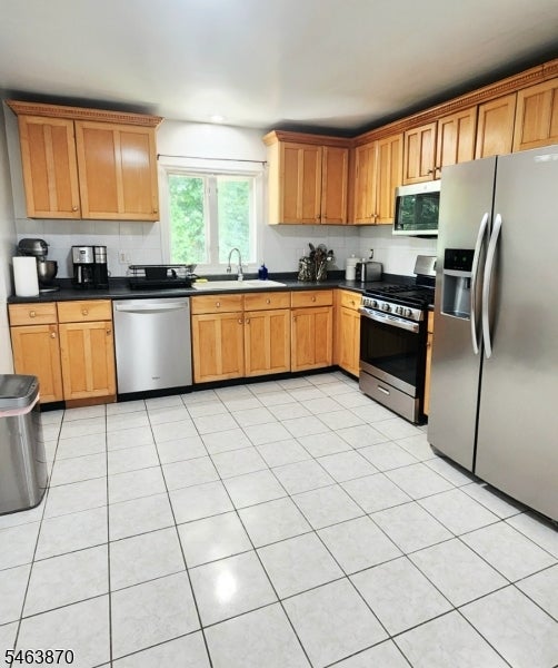 11 Brookhill Pl
