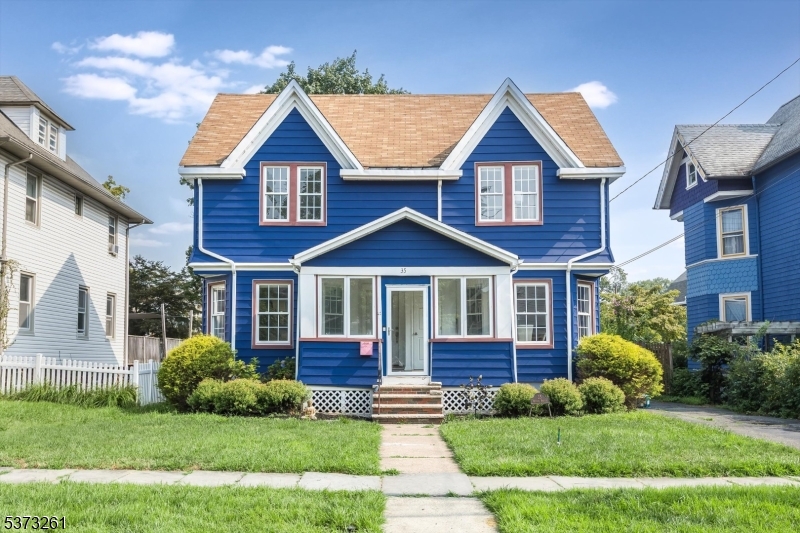 35 Benson St