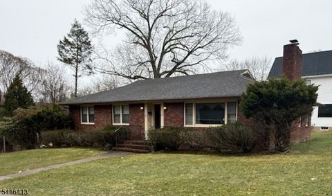 84 Squaw Brook Rd North Haledon Boro NJ 07508