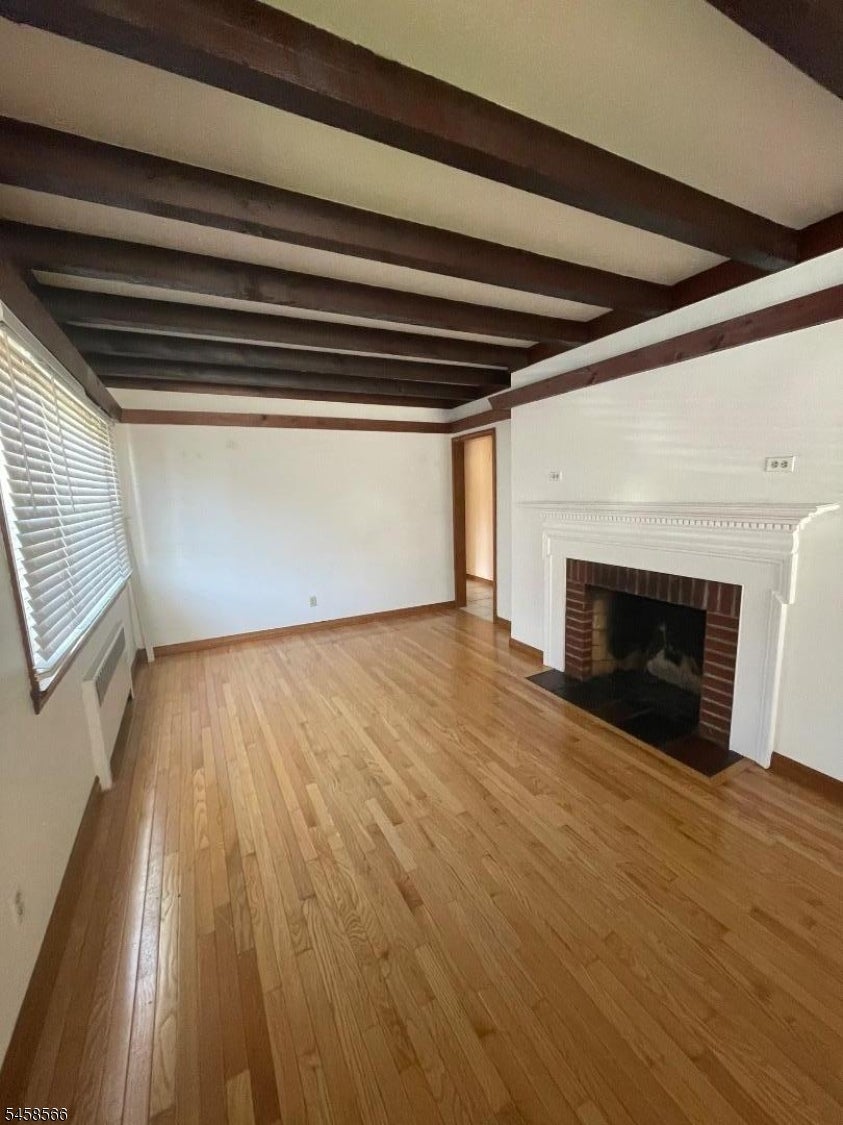 20 Annette Ave 2