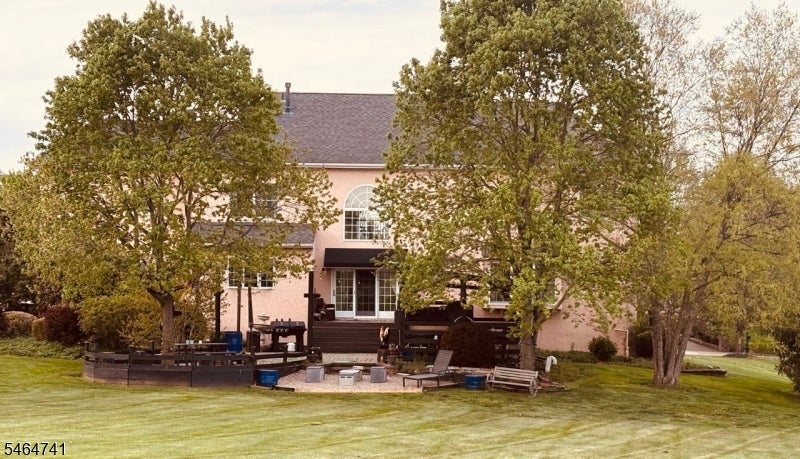 1 Valis Rd