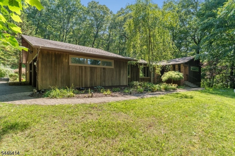 9 Delwood Rd