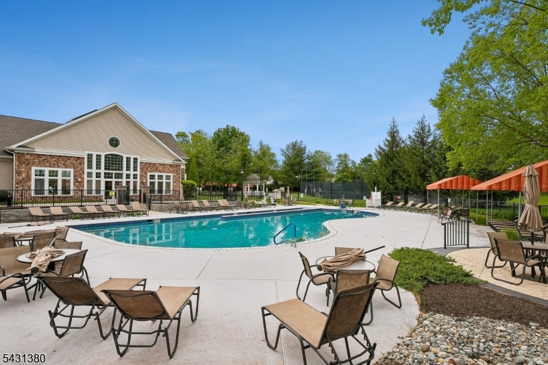 2104 Conrad Way 104