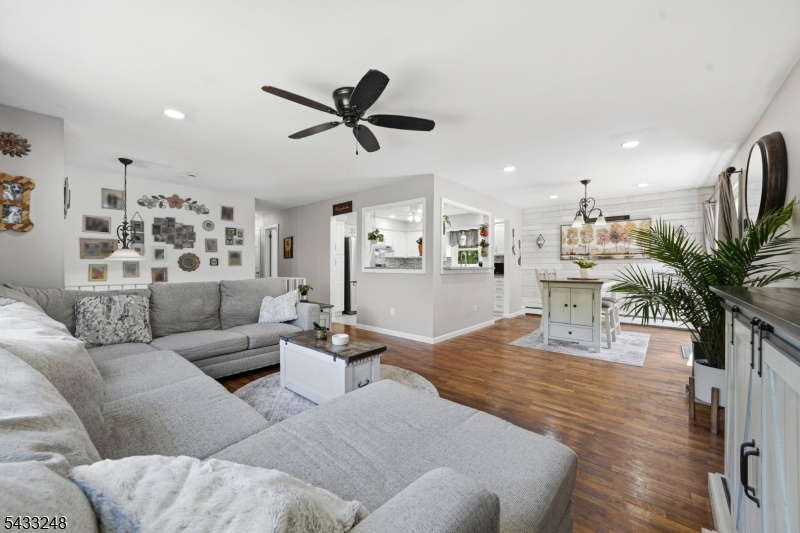 1624 County Rd 565