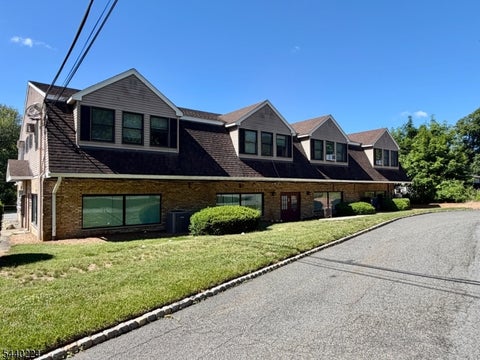 Photo for 7 Oak Ridge Rd