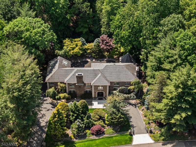 708 Ashmont Rd