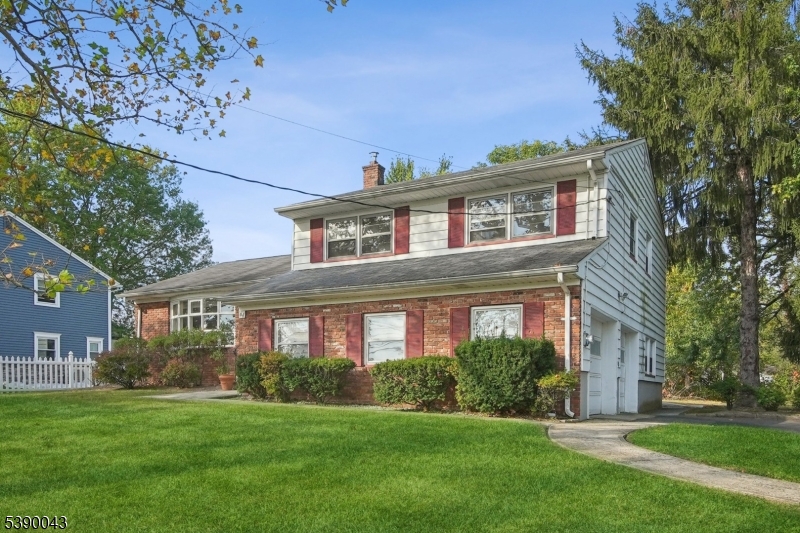 64 S Springfield Ave