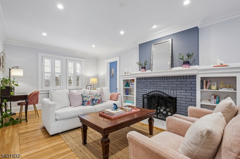 448 Ridgewood Rd