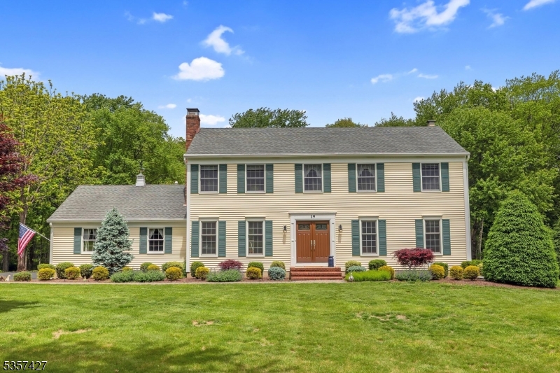 19 Bennington Dr