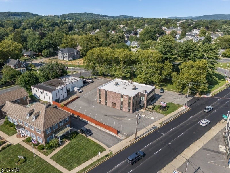 481 Memorial Pkwy