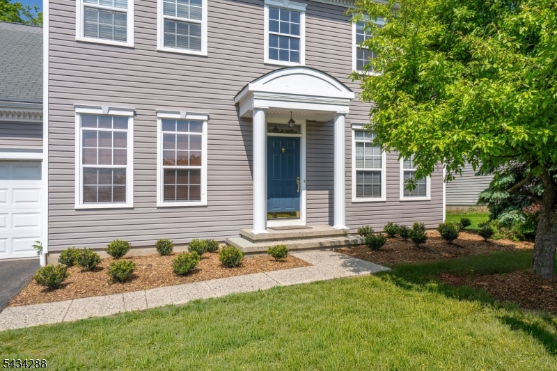 16 Landau Rd