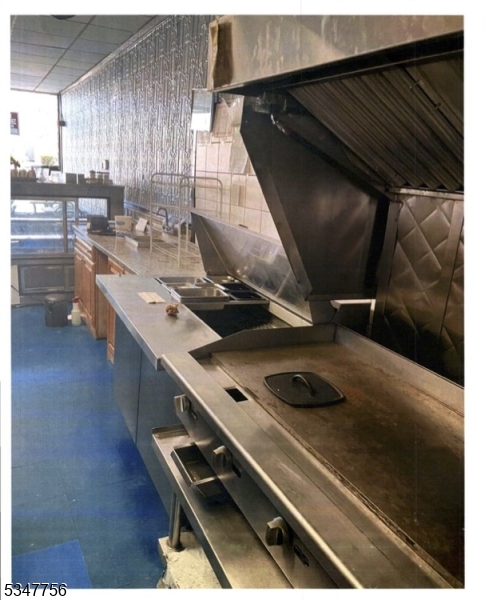 428-434 W Grand Avenue