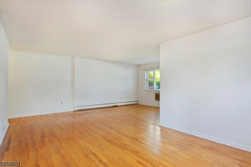 300 Claremont Ave