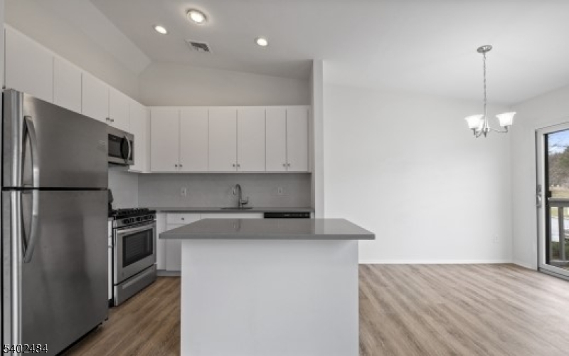 1406 Spruce Hills Dr