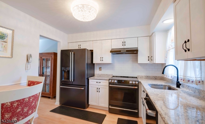254 Nuthatch Ct
