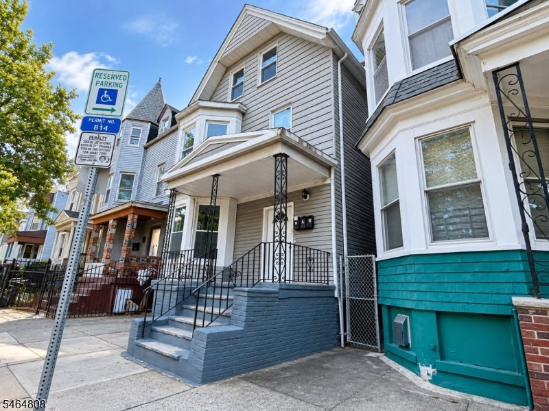 131 S 8Th St 2