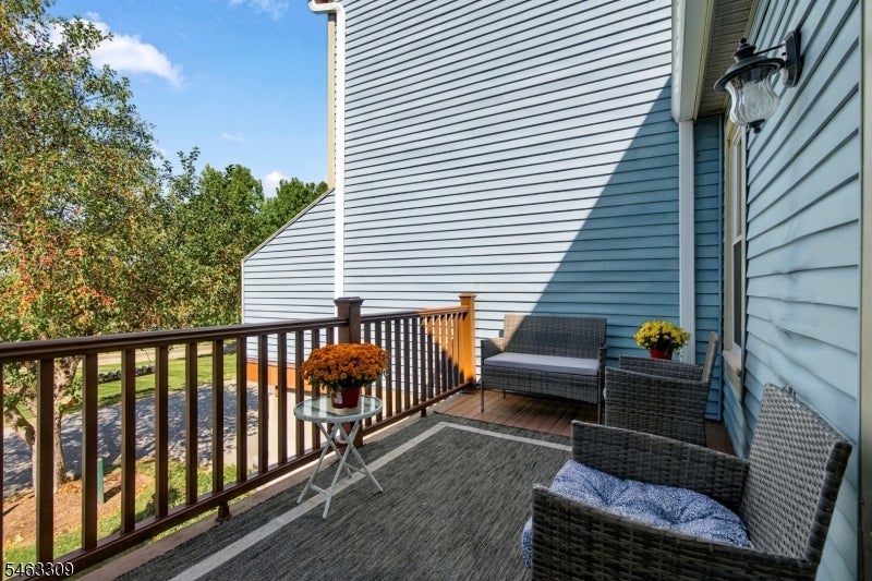 11 Mourning Dove Ct