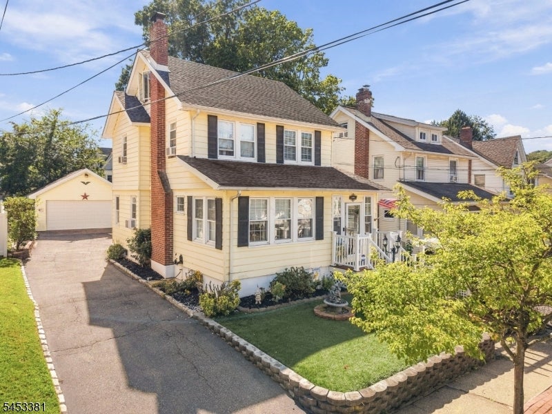 62 Kirk St
