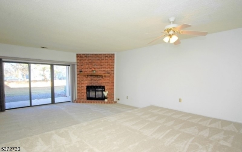604 Brokaw Ct