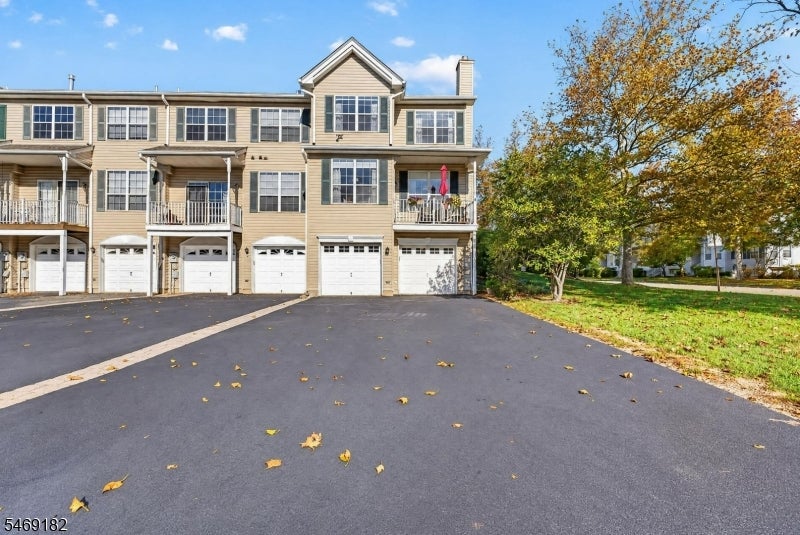 2 Windham Ct