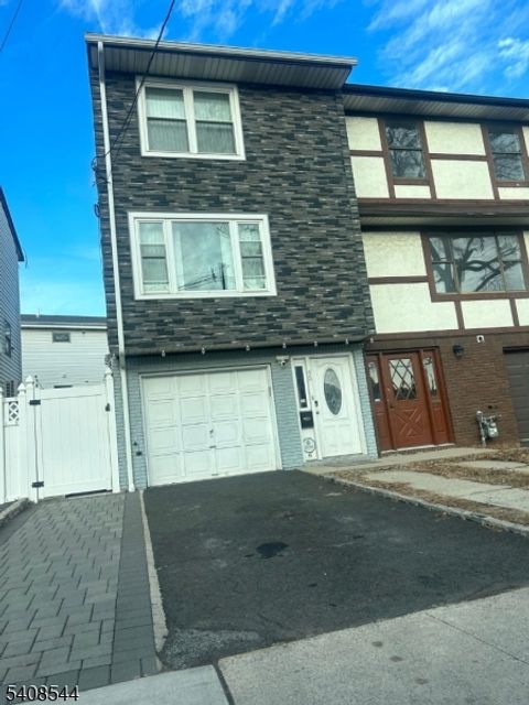 43 Parker Rd Elizabeth City NJ 07208