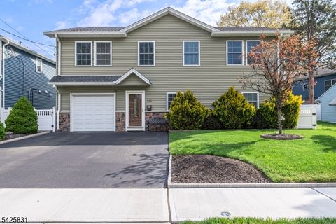 153 Howard Ave Rochelle Park Twp. NJ 07662