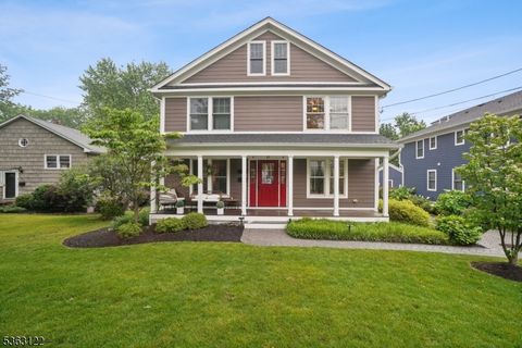 49 Summit Ave B Chatham Boro NJ 07928