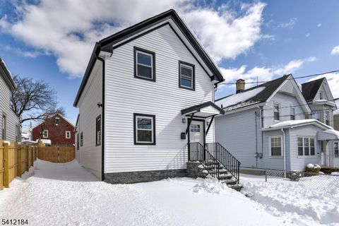 12 Spencer Pl Garfield City NJ 07026