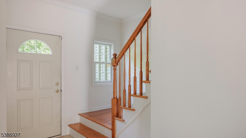 16 Riga Ct