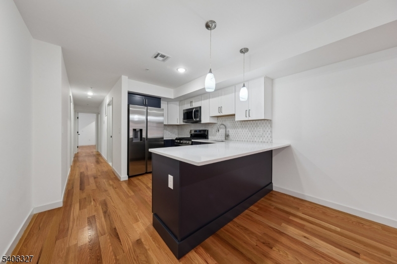 52 James St Unit 1 1