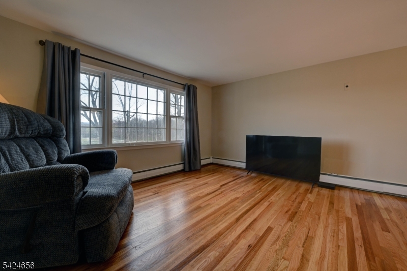 1006 Black Oak Ridge Rd