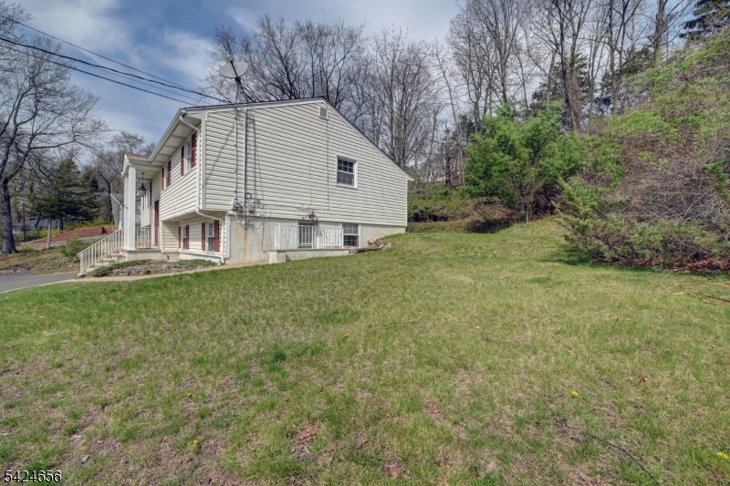 1006 Black Oak Ridge Rd