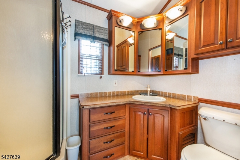 131 Sycamore Village