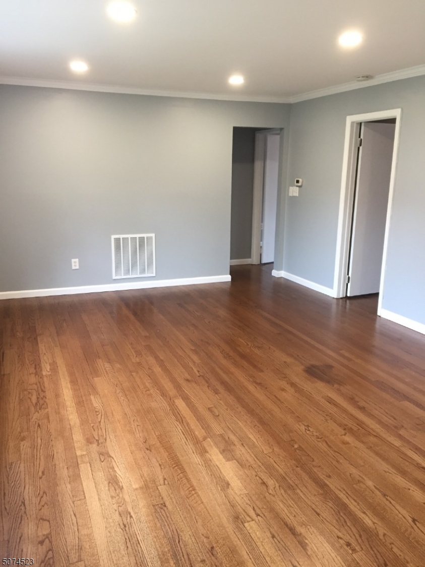 10 Stanford Dr 3A