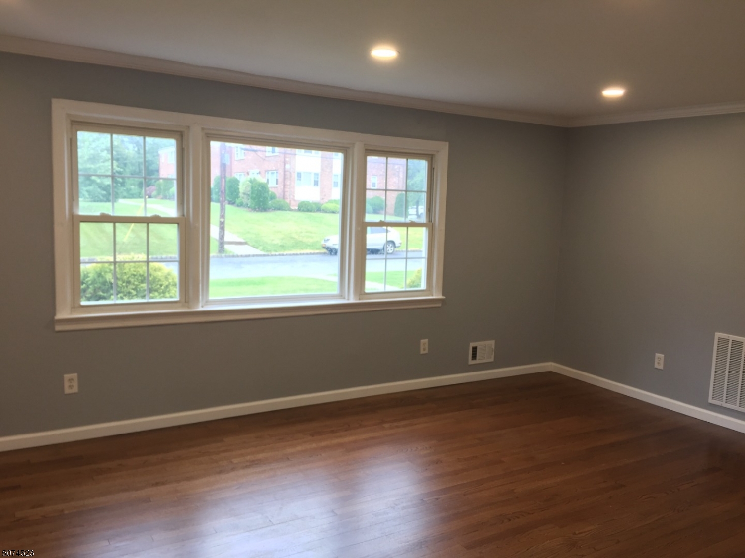 10 Stanford Dr 3A