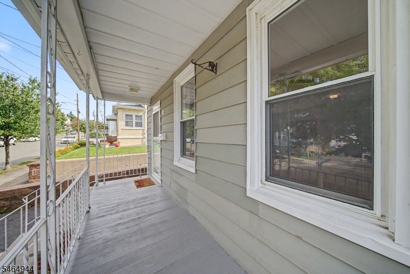 88 Boiling Springs Ave