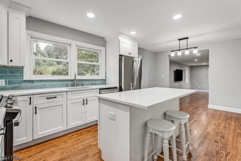 27 Dogwood Rd