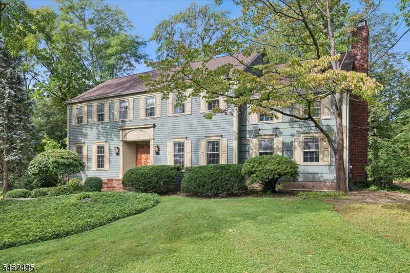 1 Ellyn Ct