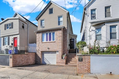 Photo for 457 Maple Ave