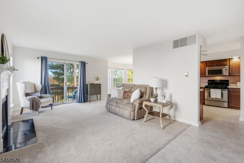 28 Pinehurst Dr