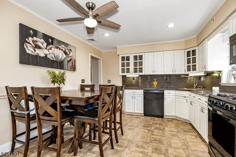 1192 Madison Hill Rd