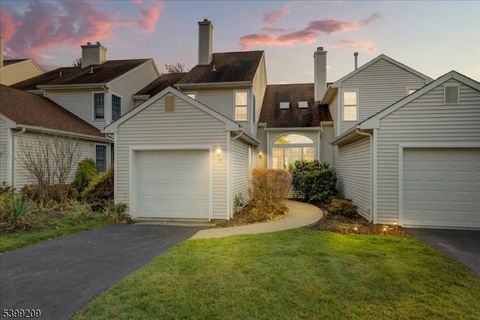 10 Kerri Ln Lincoln Park Boro NJ 07035