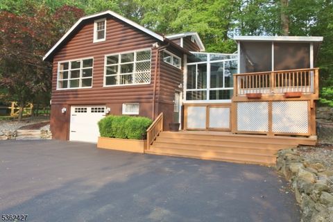 56 Rogerene Way Mount Arlington Boro NJ 07850