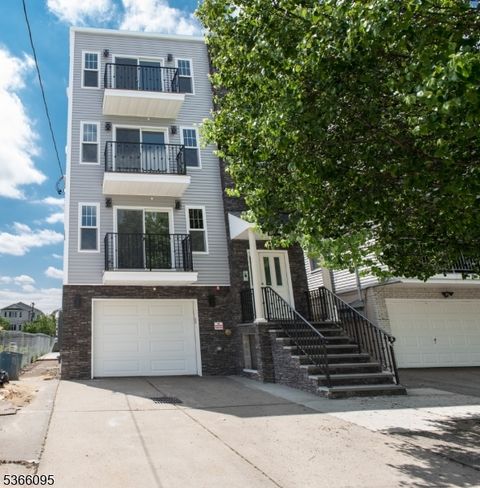 111-113 Chestnut St Newark City NJ 07105