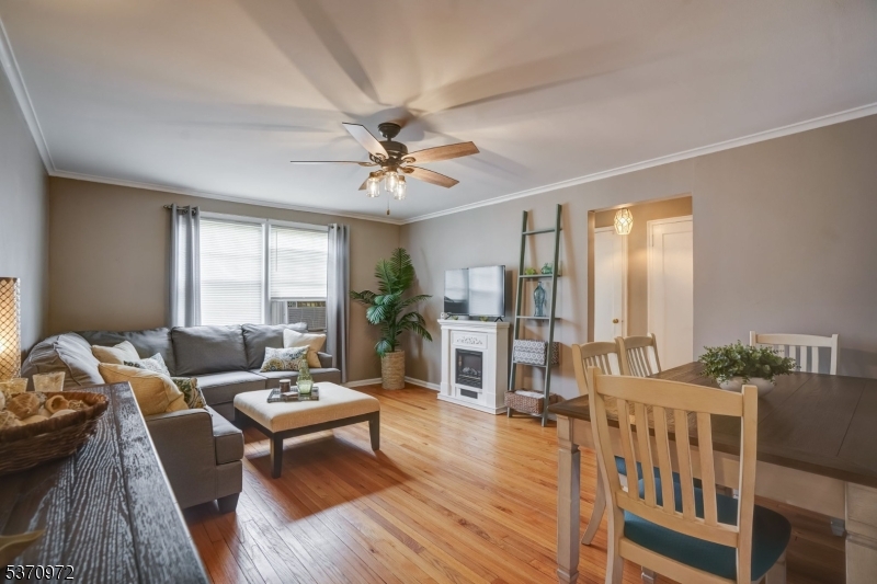 349 Bloomfield Ave 1