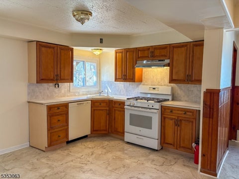 Photo for 174 W Main St