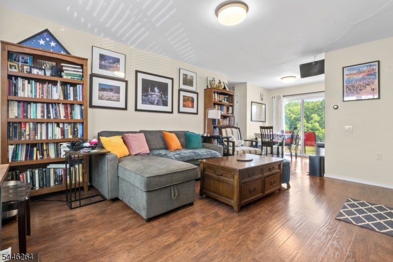 10- C Haven Dr