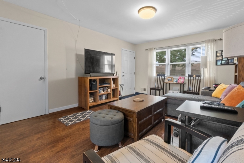 10- C Haven Dr