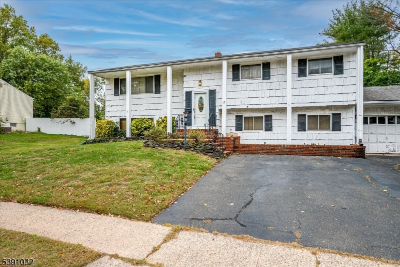 12 Barker Rd